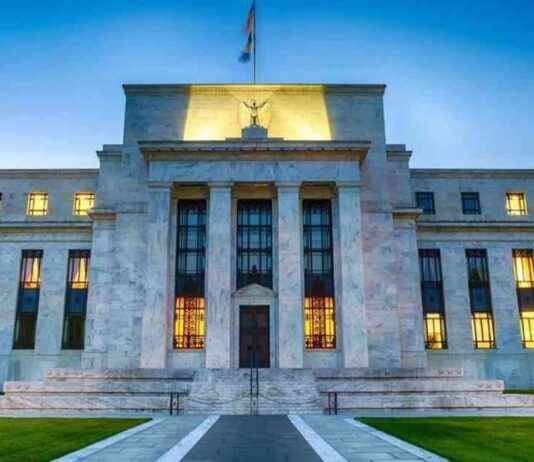 Fed faiz indirimlerinde temkinli yaklaşım: Belirsizlikler devam ediyor fed-faiz-indirimlerinde-temkinli-yaklam-belirsizlikler-devam-ediyor
