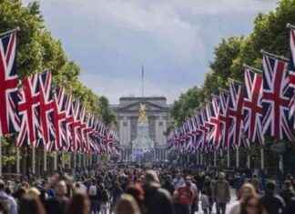 S&P Global Tüketici Güven Endeksi İngiltere’de Düştü sp-global-tketici-gven-endeksi-ingilterede-dt