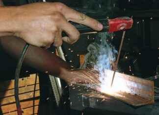 EREGL – EREGLI DEMIR CELIK Hisse Bilgileri, Teknik ve Temel Analizi EREGLEREGLI DEMIR CELIK Hisse Bilgileri, Teknik ve Temel Analizi