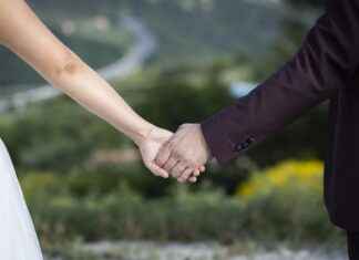 POLHO POLISAN HOLDING Hisse Bilgileri, Teknik ve Temel Analizi POLHO POLISAN HOLDING Hisse Bilgileri, Teknik ve Temel Analizi